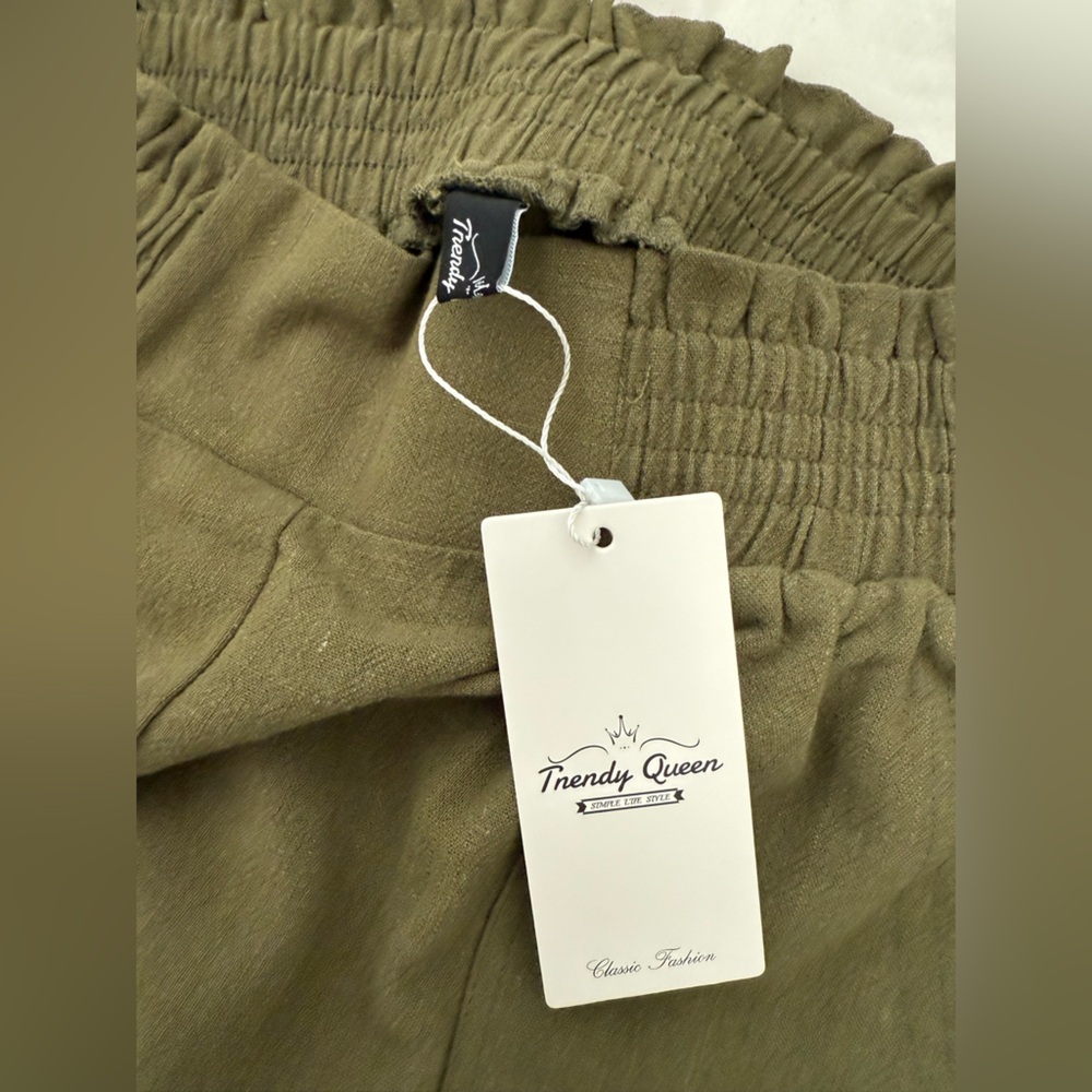 NWT Olive Green Two-Piece Set | Cropped Tank & High-Waisted Shorts | Size Medium - Picture 8 of 9